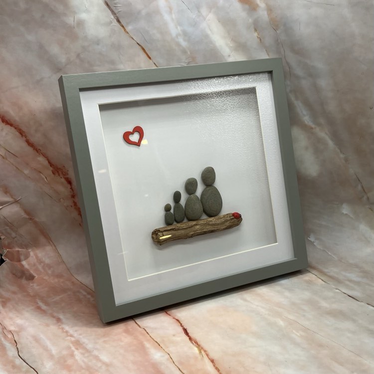 Handmade Pebble Family Art Pictures | Various Designs